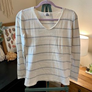 Old Navy Sweater